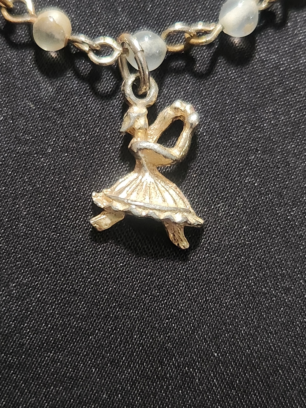 Vintage Japan Ballerina & Ballet Slipper Bead Charm Bracelet - Silver Tone - Picture 5 of 7